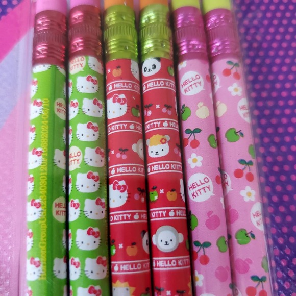 Hello Kitty Sanrio Pencils - Picture 5 of 5